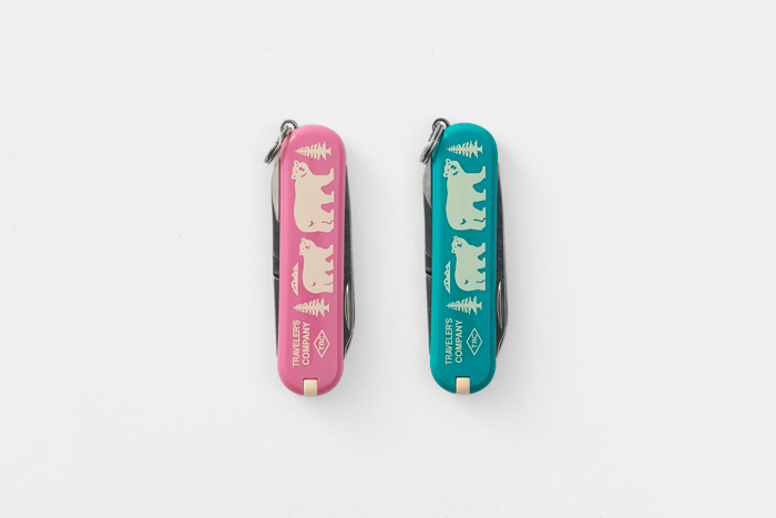 VICTORINOX × TRAVELER'S COMPANY クラシックSD シロクマ